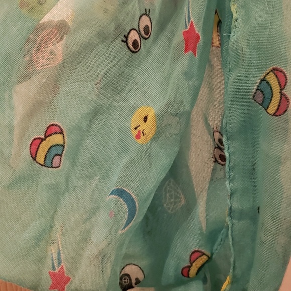 Scarf - Picture 5 of 6